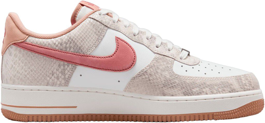 Air Force 1 '07 LV8 Sneakers