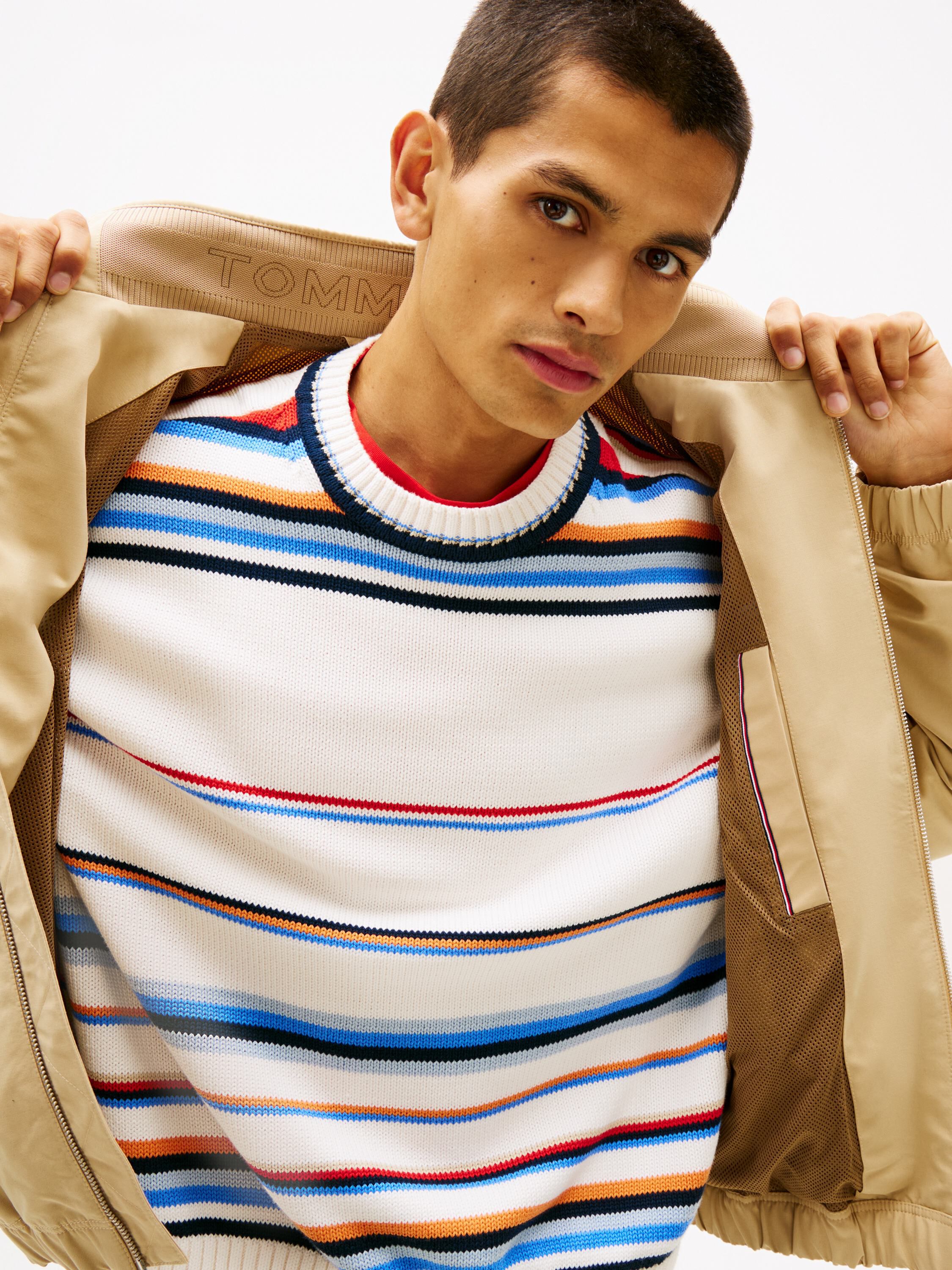 Collar Logo Water Repellent Zip-Thru Jacket