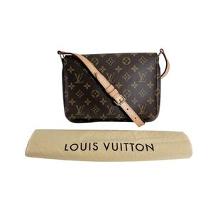 Louis Vuitton Shoulder Bags