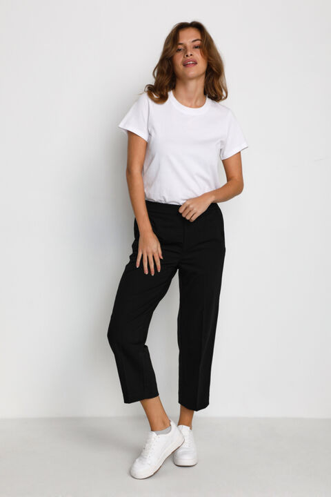 KAsakura Cropped Pants