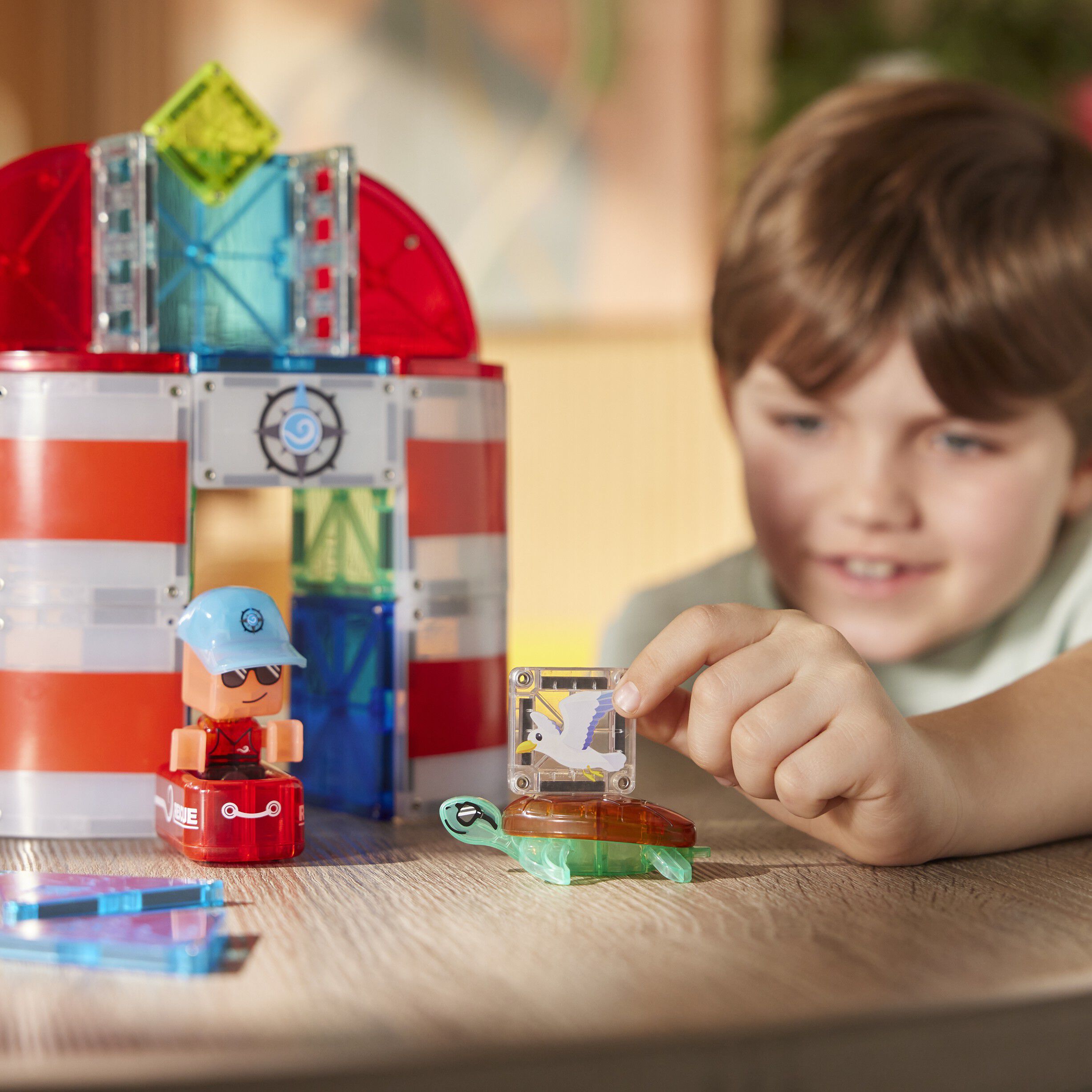 MAGNA-TILES Lighthouse Re