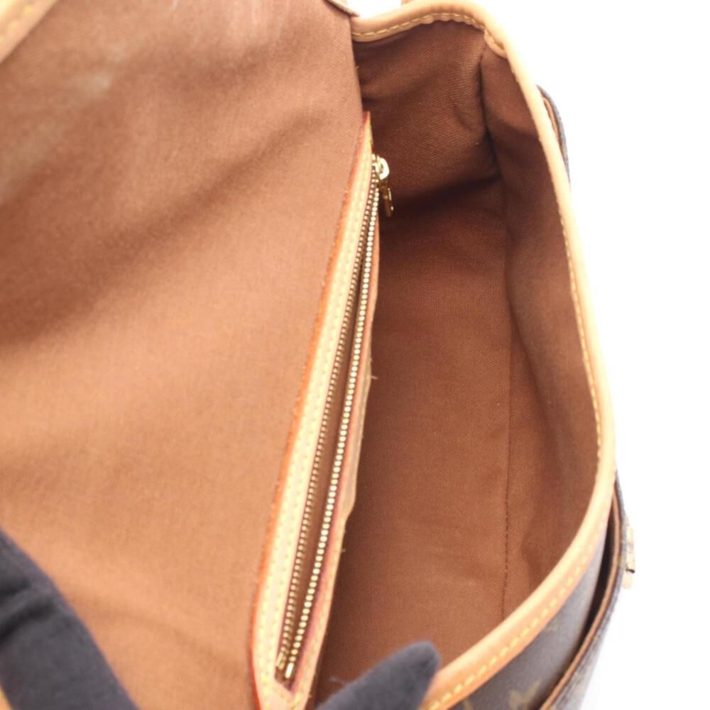 Louis Vuitton Saumur