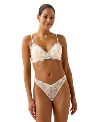 Soft padded bralette in lace with s
