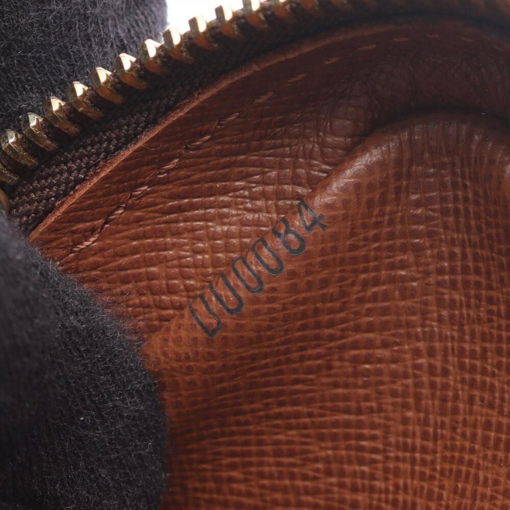 Louis Vuitton Shoulder Bags