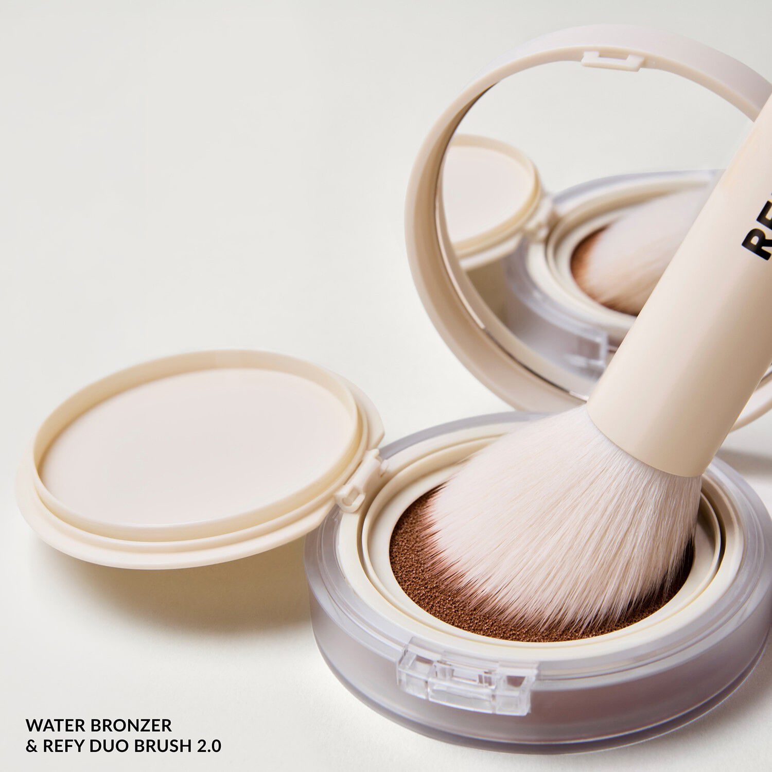 Water Bronzer - Let, vandbaseret flydende bronzer