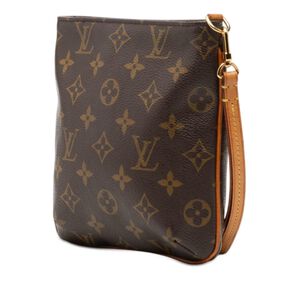 Louis Vuitton Clutch