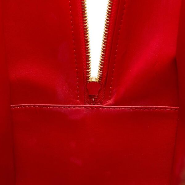 Louis Vuitton Sutton