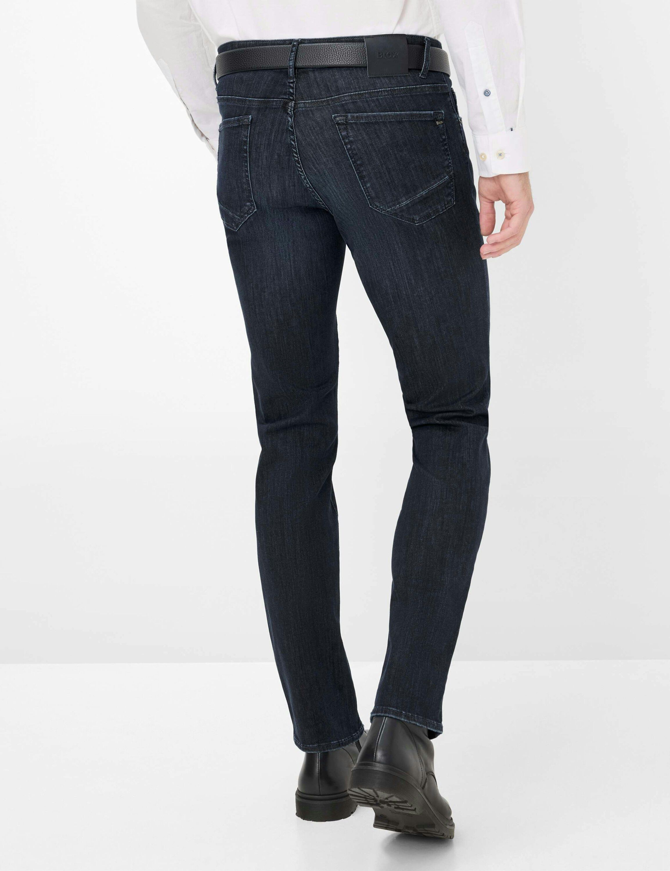 STYLE. CHUCK