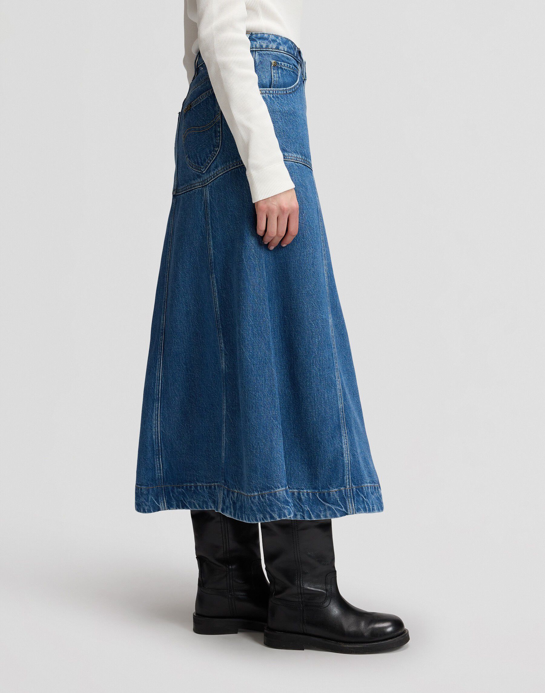 SEAMED MIDI SKIRT