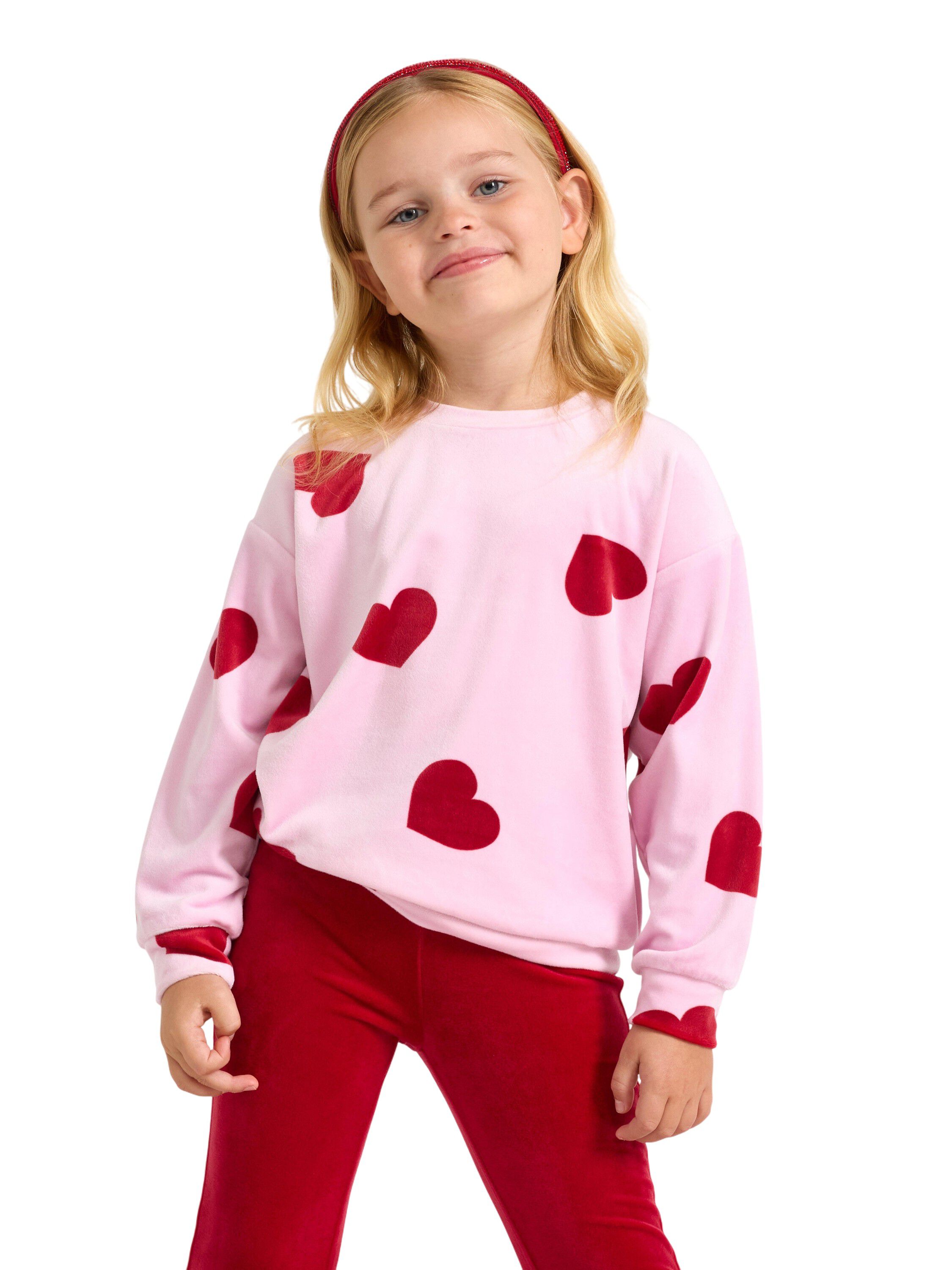 Soft long-sleeved jumper in velour