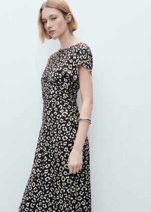 DRESS. -- SCOOP
