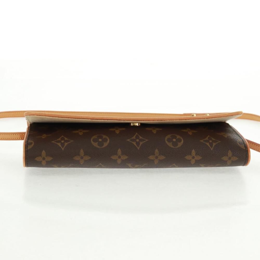 Louis Vuitton Shoulder Bags