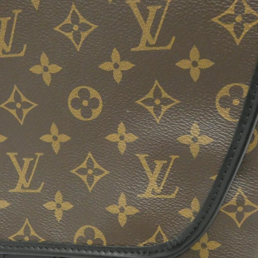 Louis Vuitton Shoulder Bags
