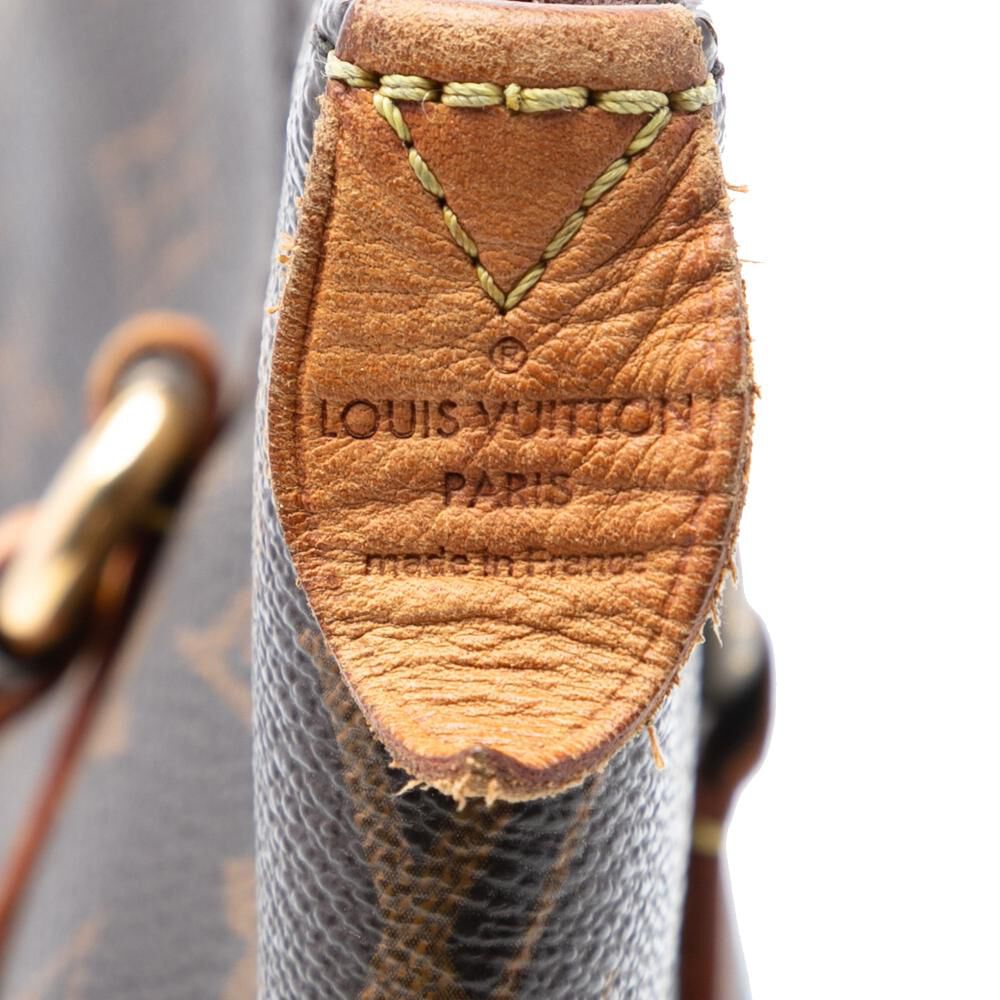 Louis Vuitton Totally