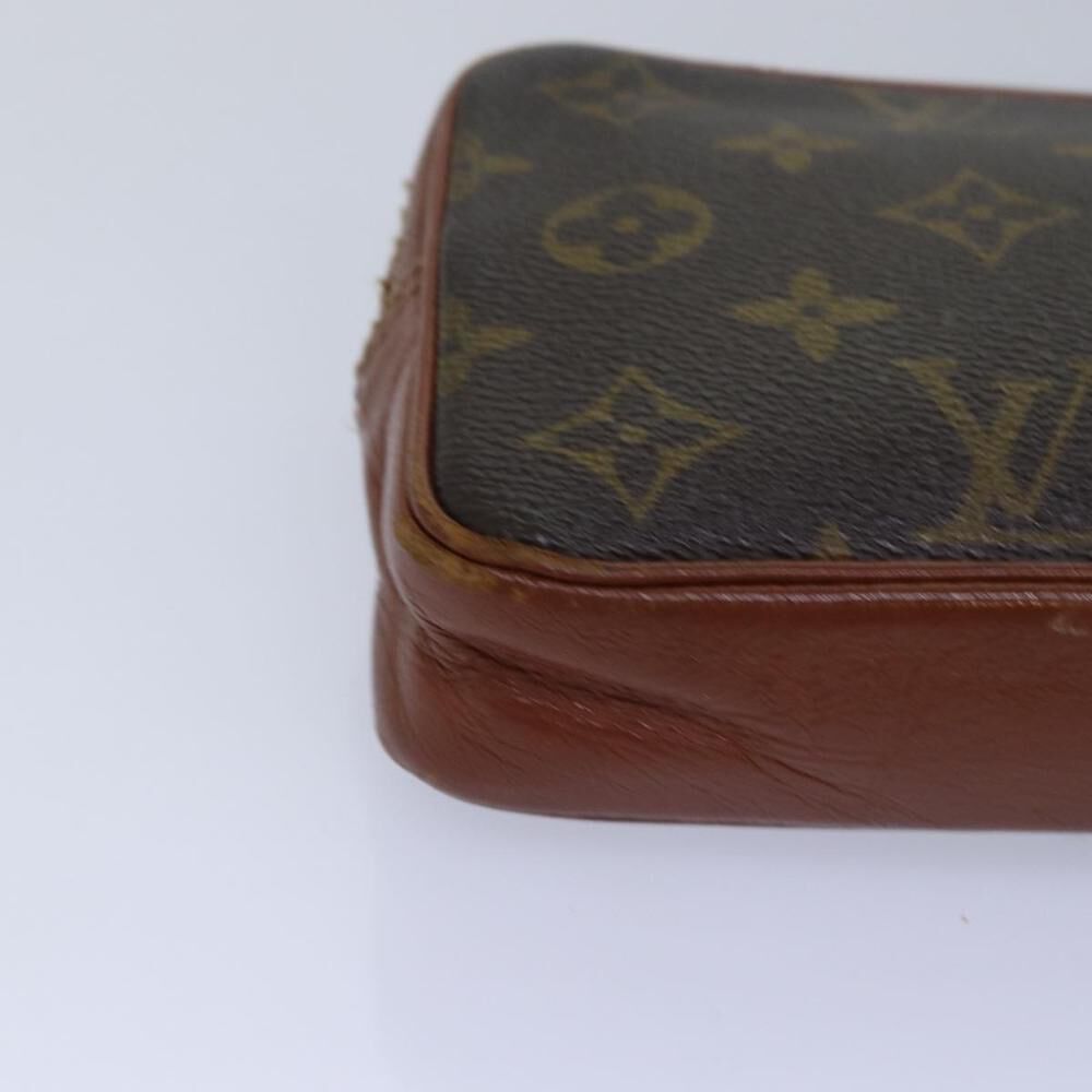 Louis Vuitton Clutch
