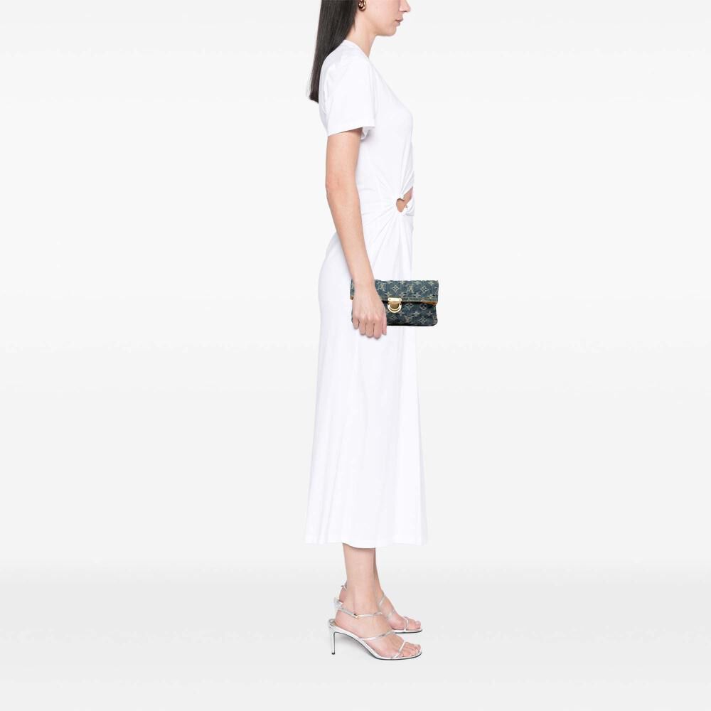 Louis Vuitton Clutch