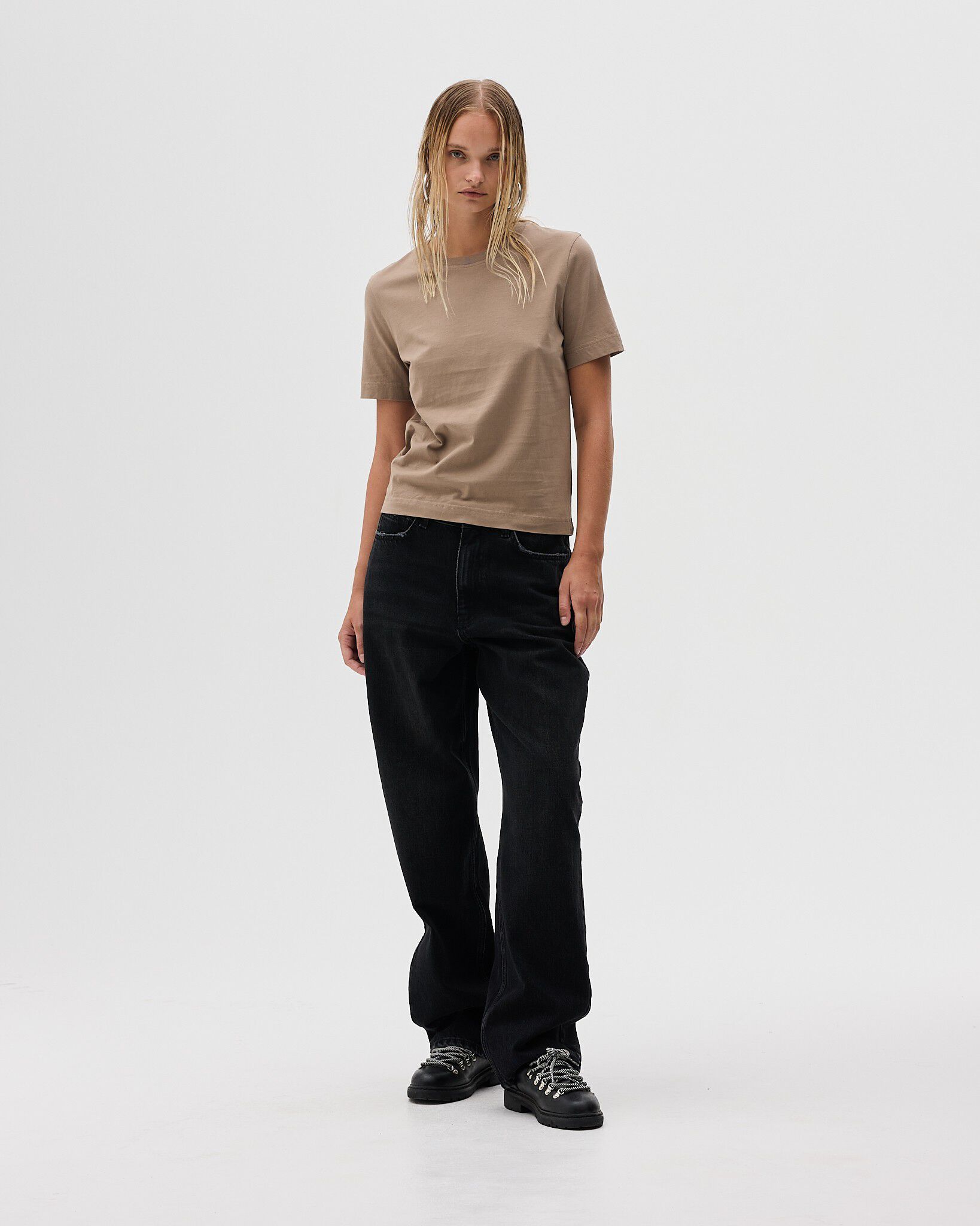 Classic Fit T-shirt Women