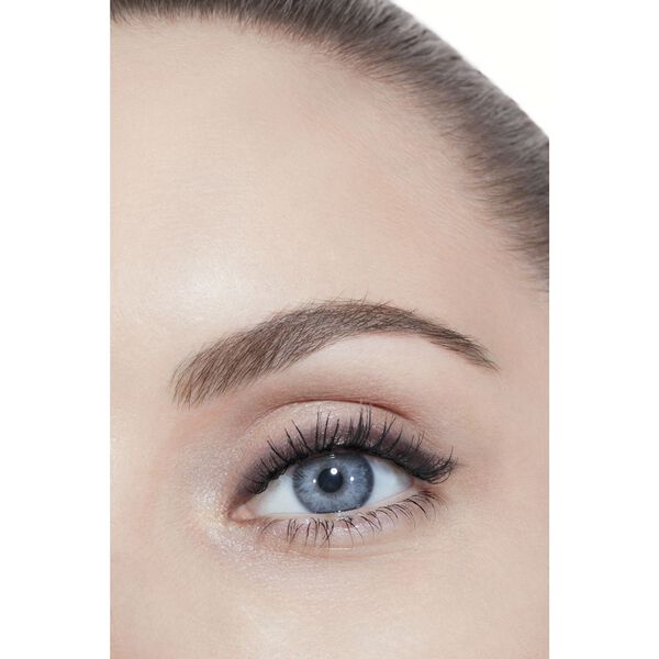 Eye Definer