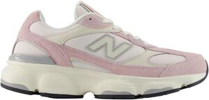 603 Sneakers