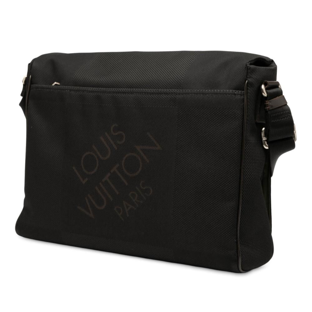 Louis Vuitton Messenger