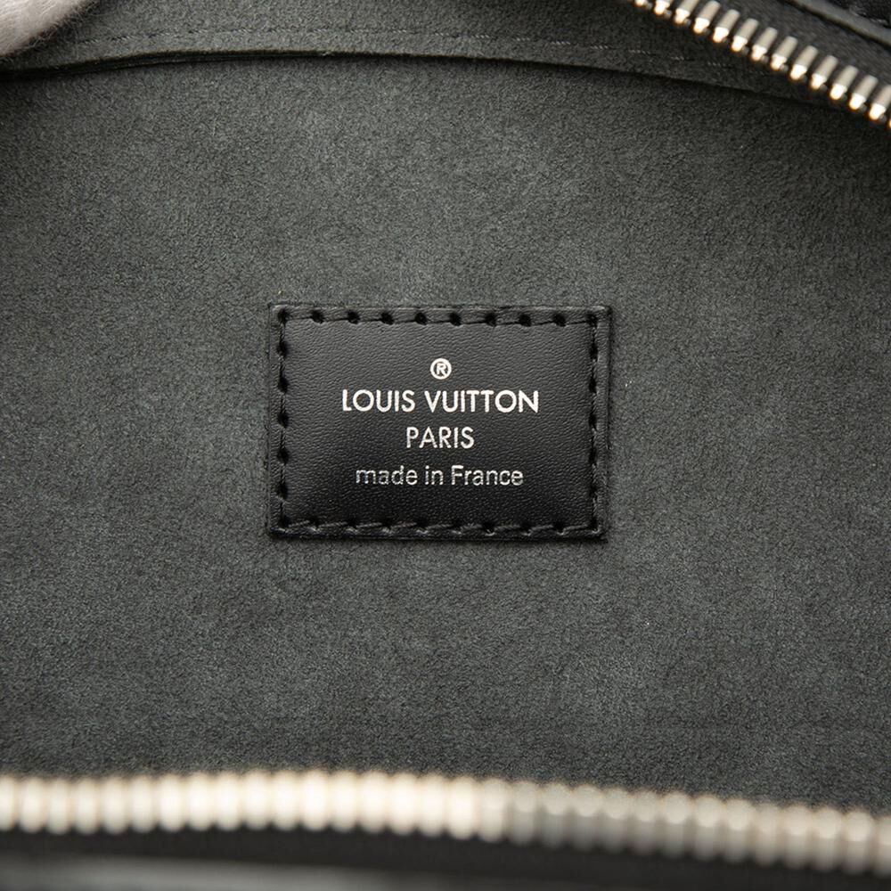 Louis Vuitton Pont Neuf