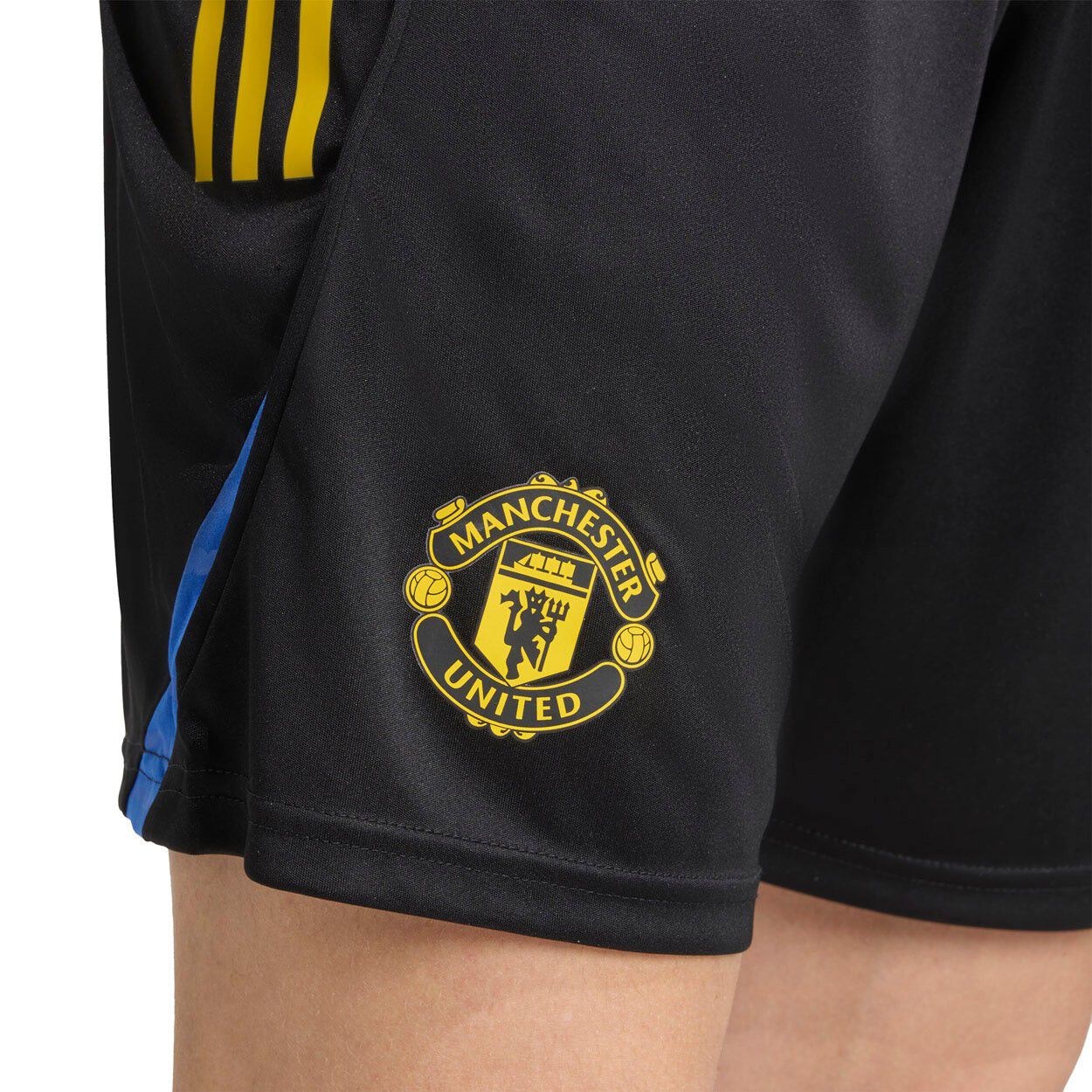 MANCHESTER UNITED TR SHORTS