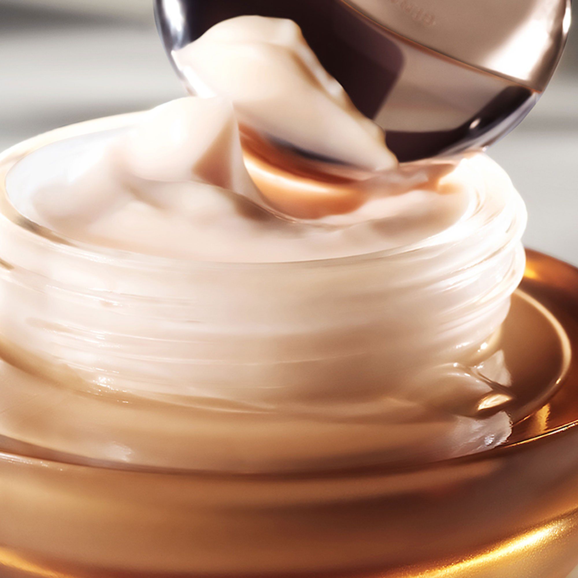 Genaissance de La Mer The Concentrated Night Balm