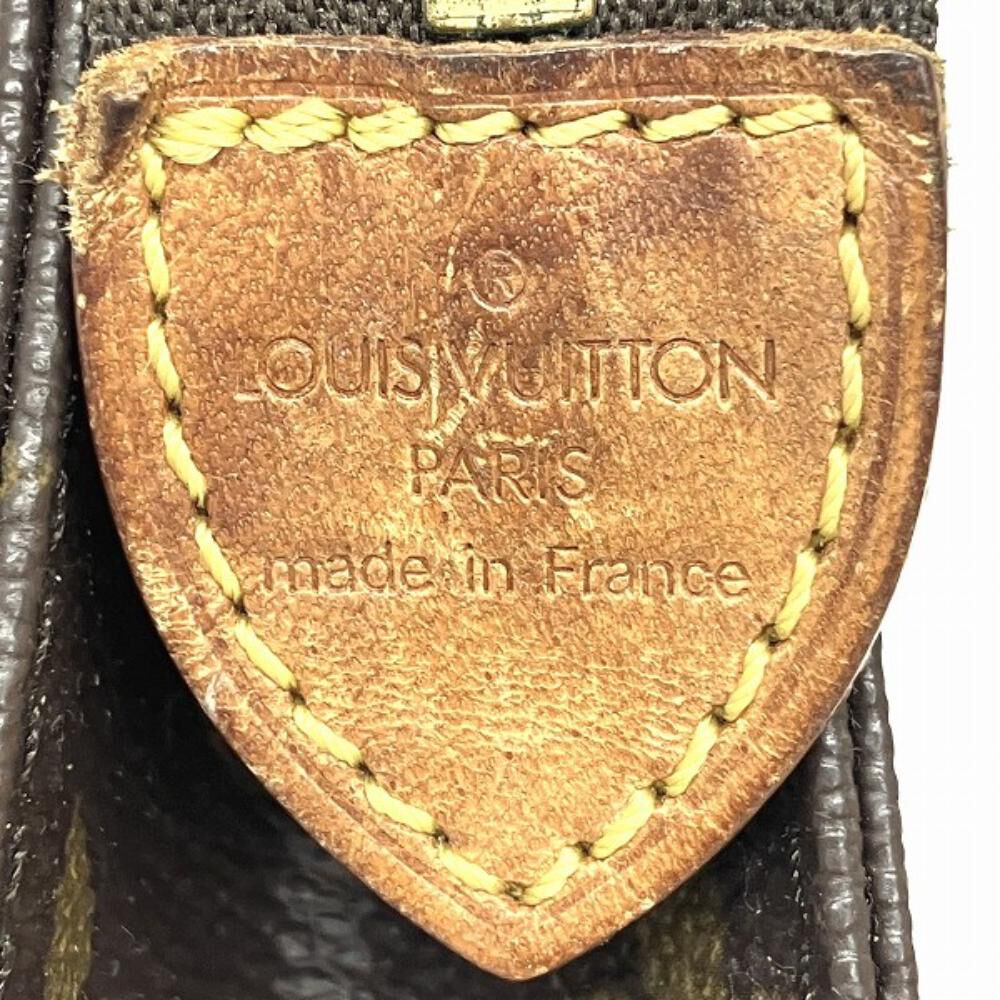Louis Vuitton Poche Toilette