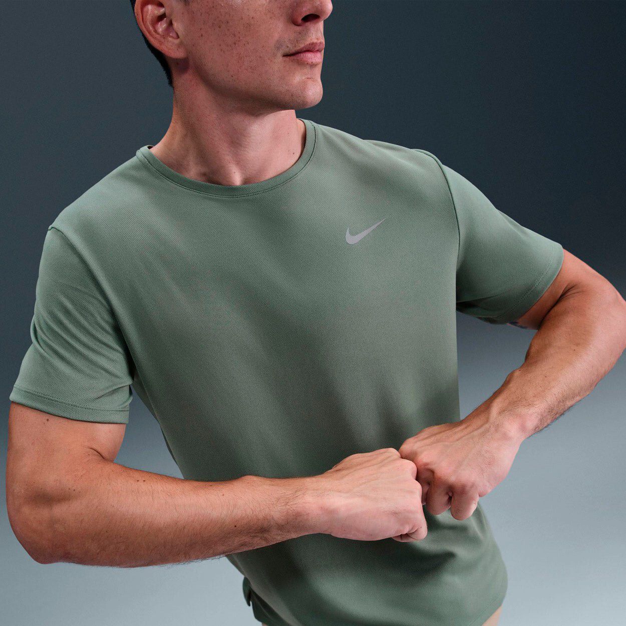 Dri-FIT UV Miler L&oslash;be T-shirt