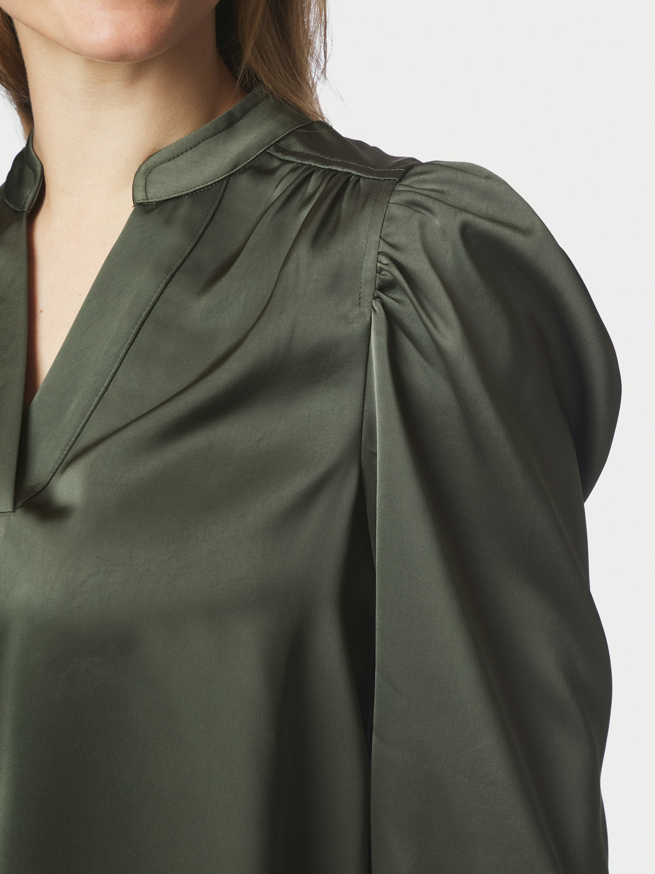 Rosslyn Heavy Sateen Blouse