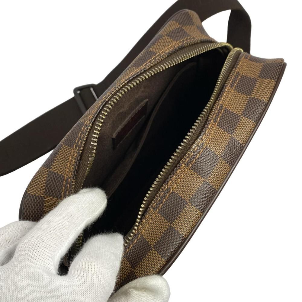 Louis Vuitton Shoulder Bags