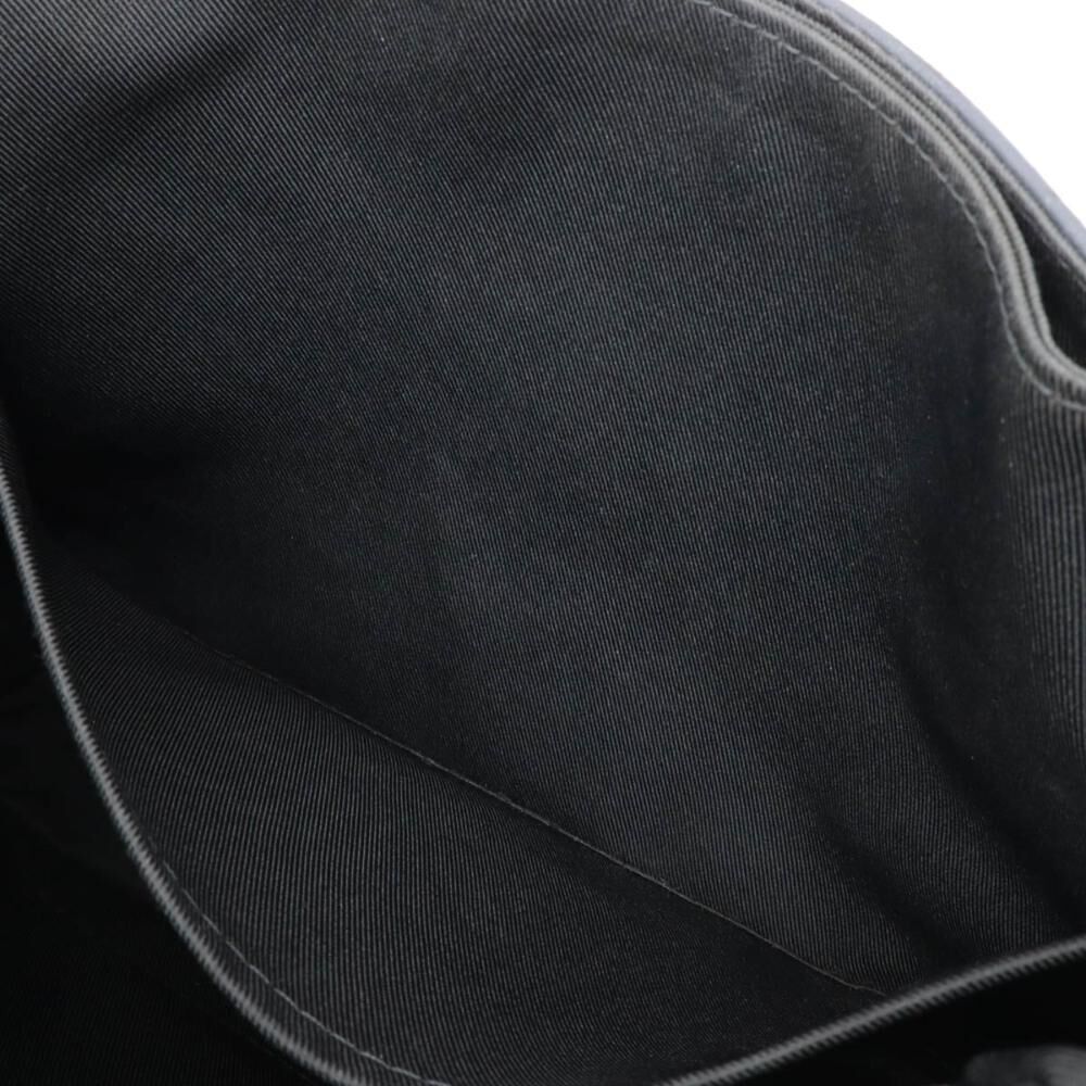 Louis Vuitton District