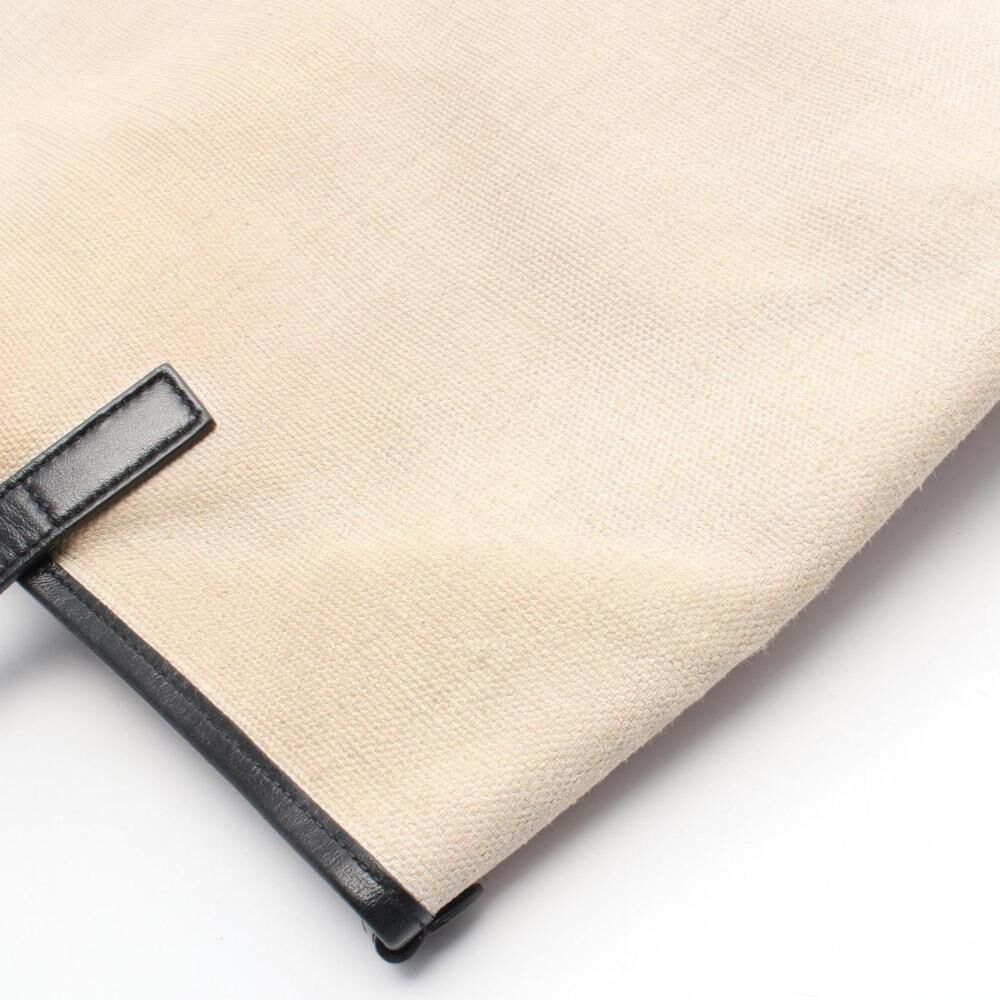 Yves Saint Laurent Handbag