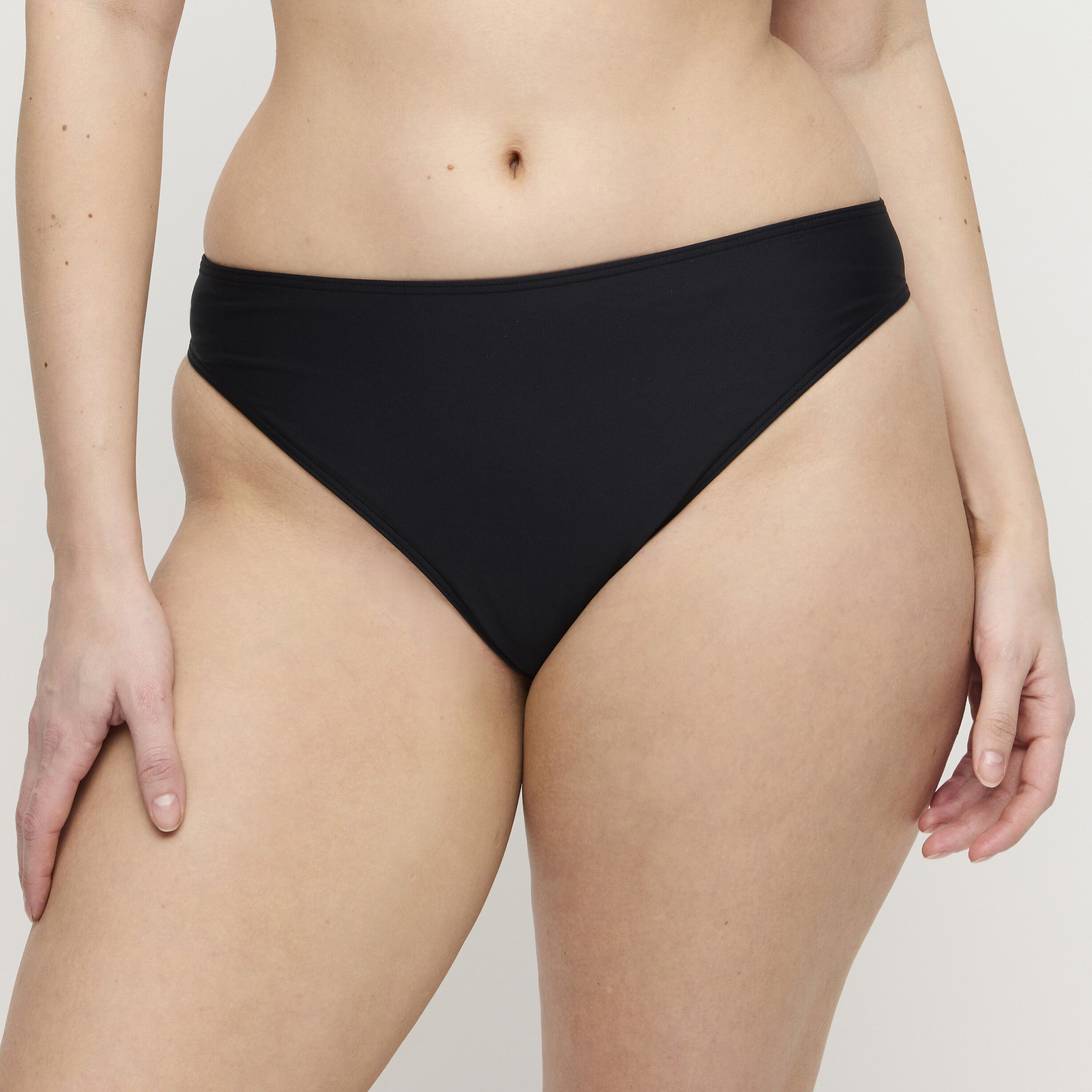 Uvita bikinitrusser brasiliansk