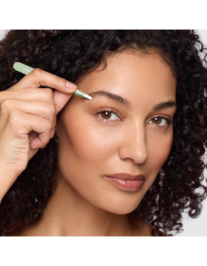 Pistachio Full Slant Tweezer