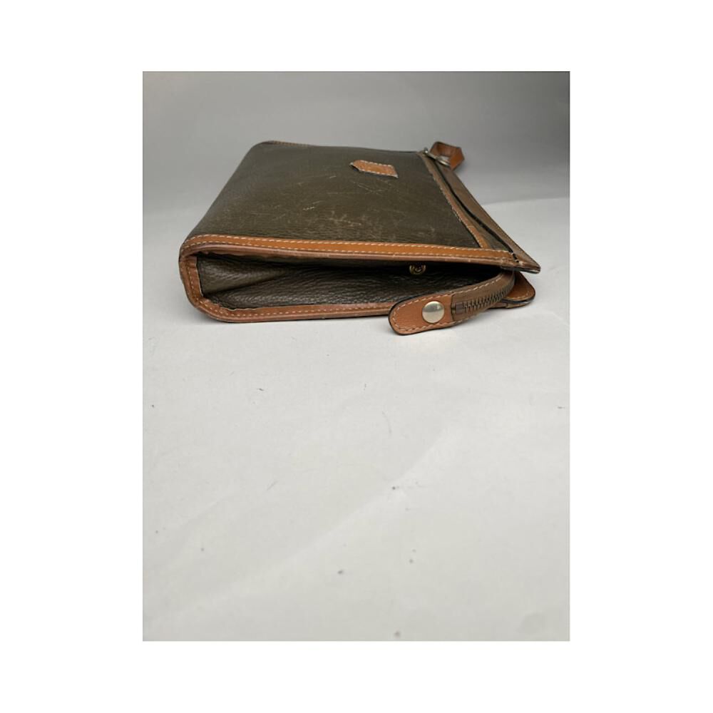 Celine Pouch