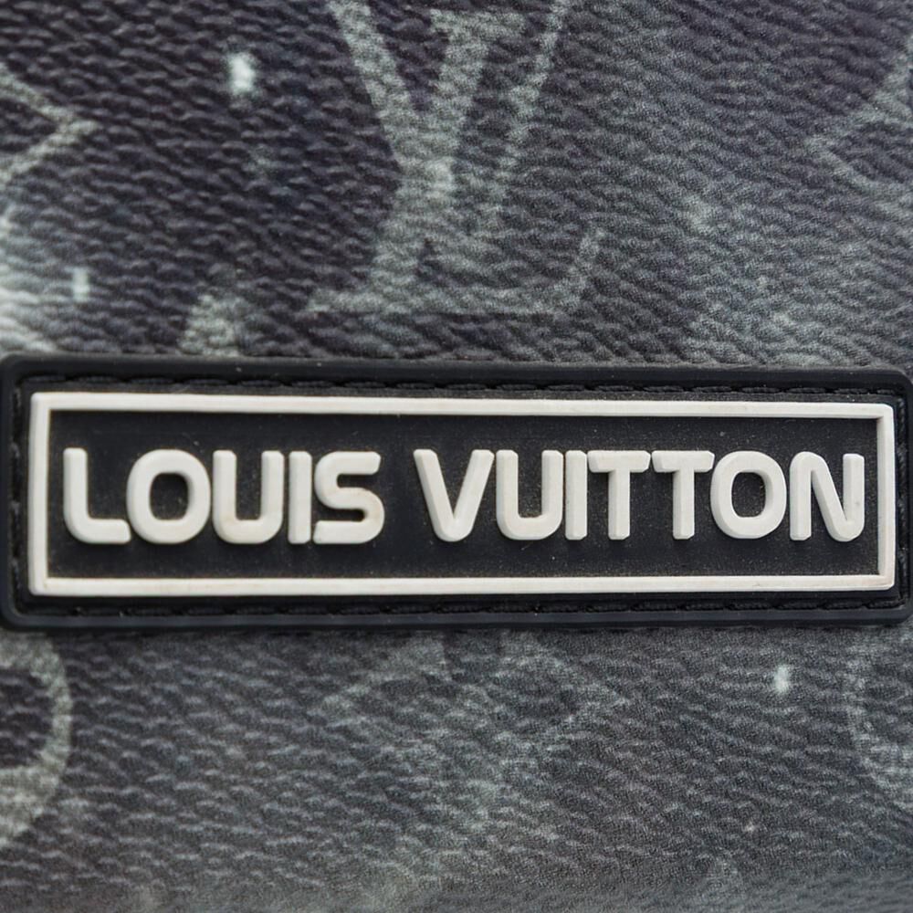 Louis Vuitton Pochette Homme