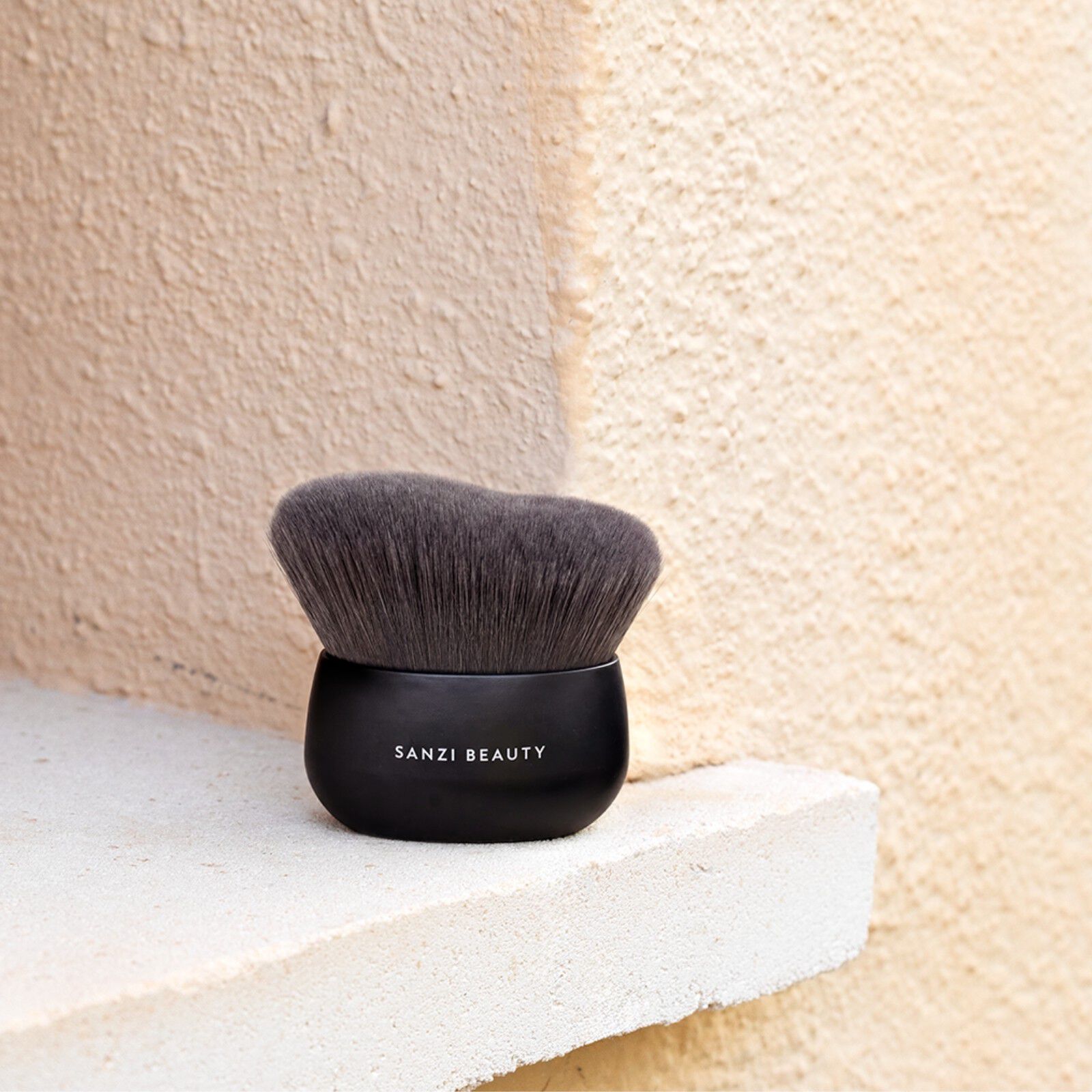 Self-Tanning Brush