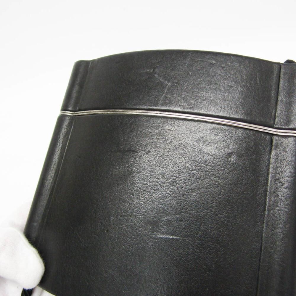 Yves Saint Laurent Shoulder Bag