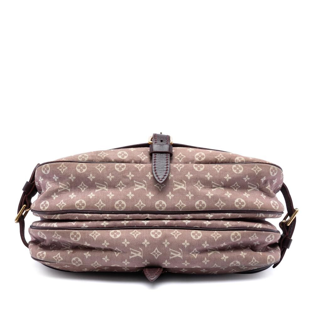 Louis Vuitton Saumur