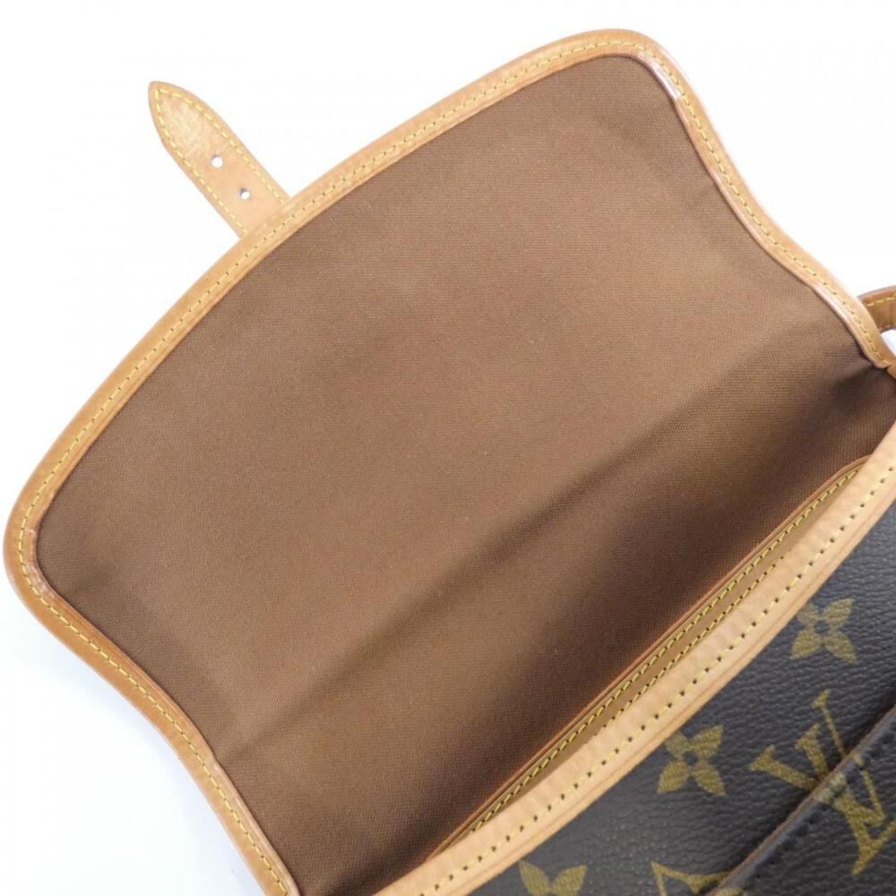 Louis Vuitton Shoulder Bags