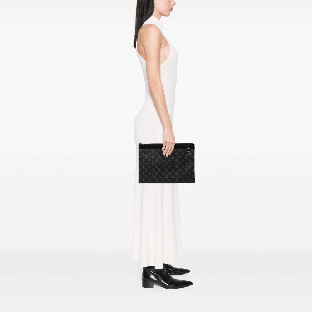 Louis Vuitton Clutch
