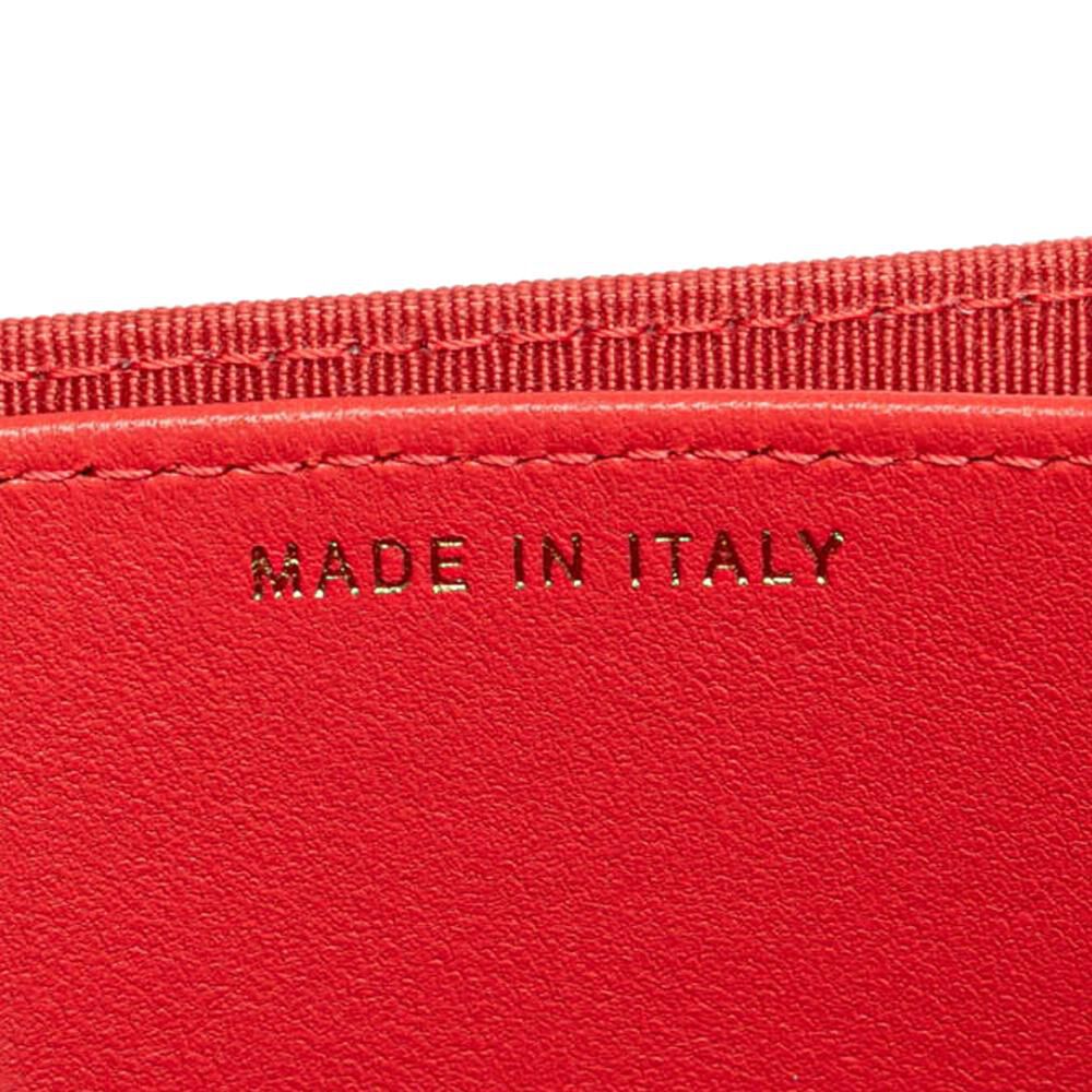 Chanel Wallet On Chain