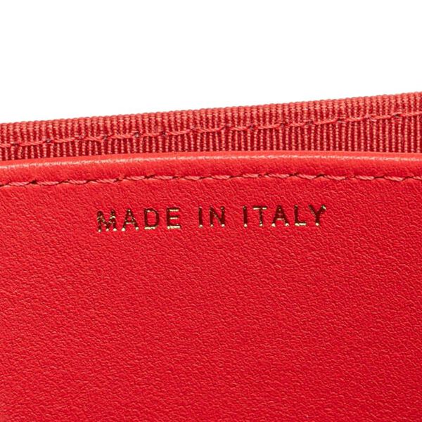 Chanel Wallet On Chain