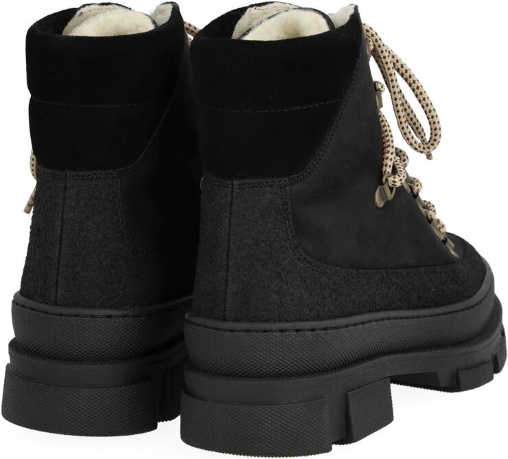 Snørestøvle med uldfoer