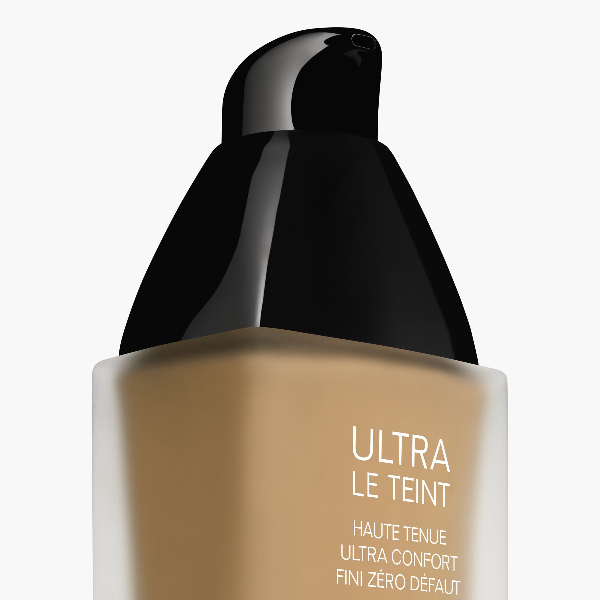 ULTRAWEAR  ALL-DAY COMFORT  FLAWLESS FINISH CONCEALER