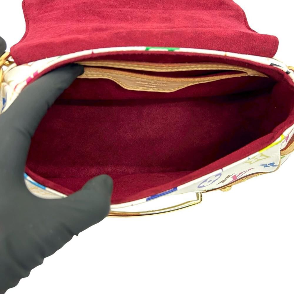 Louis Vuitton Shoulder Bags