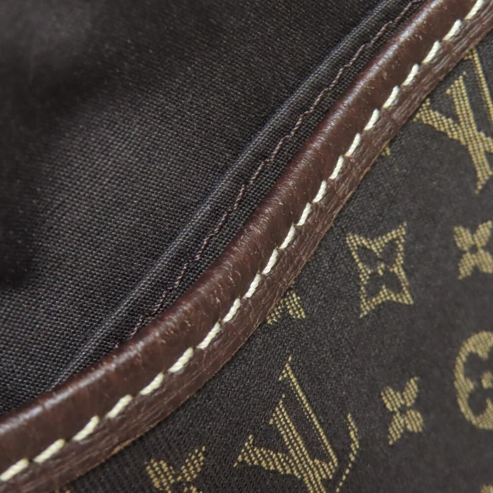 Louis Vuitton Saumur