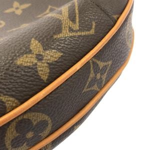 Louis Vuitton Croissant