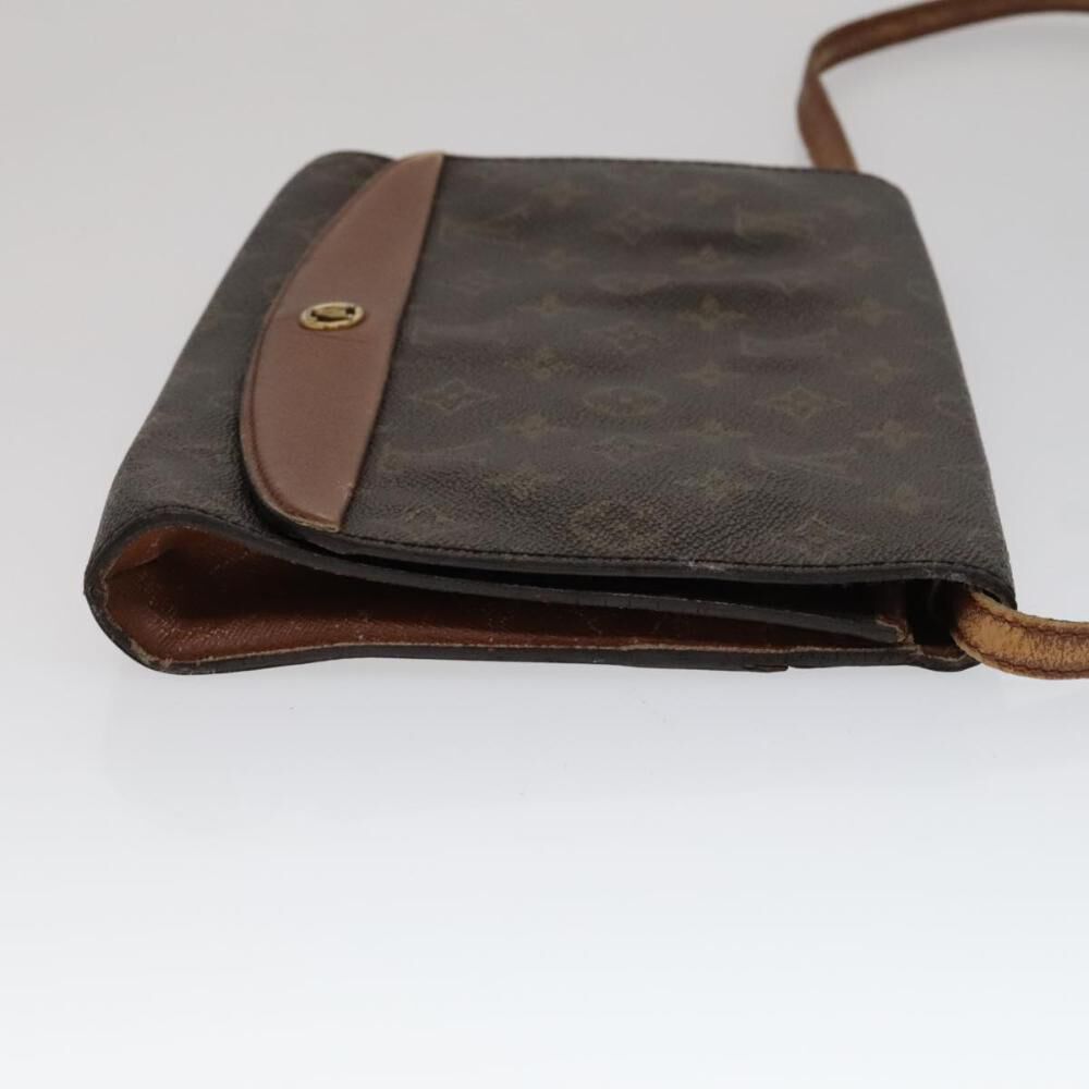 Louis Vuitton Shoulder Bags